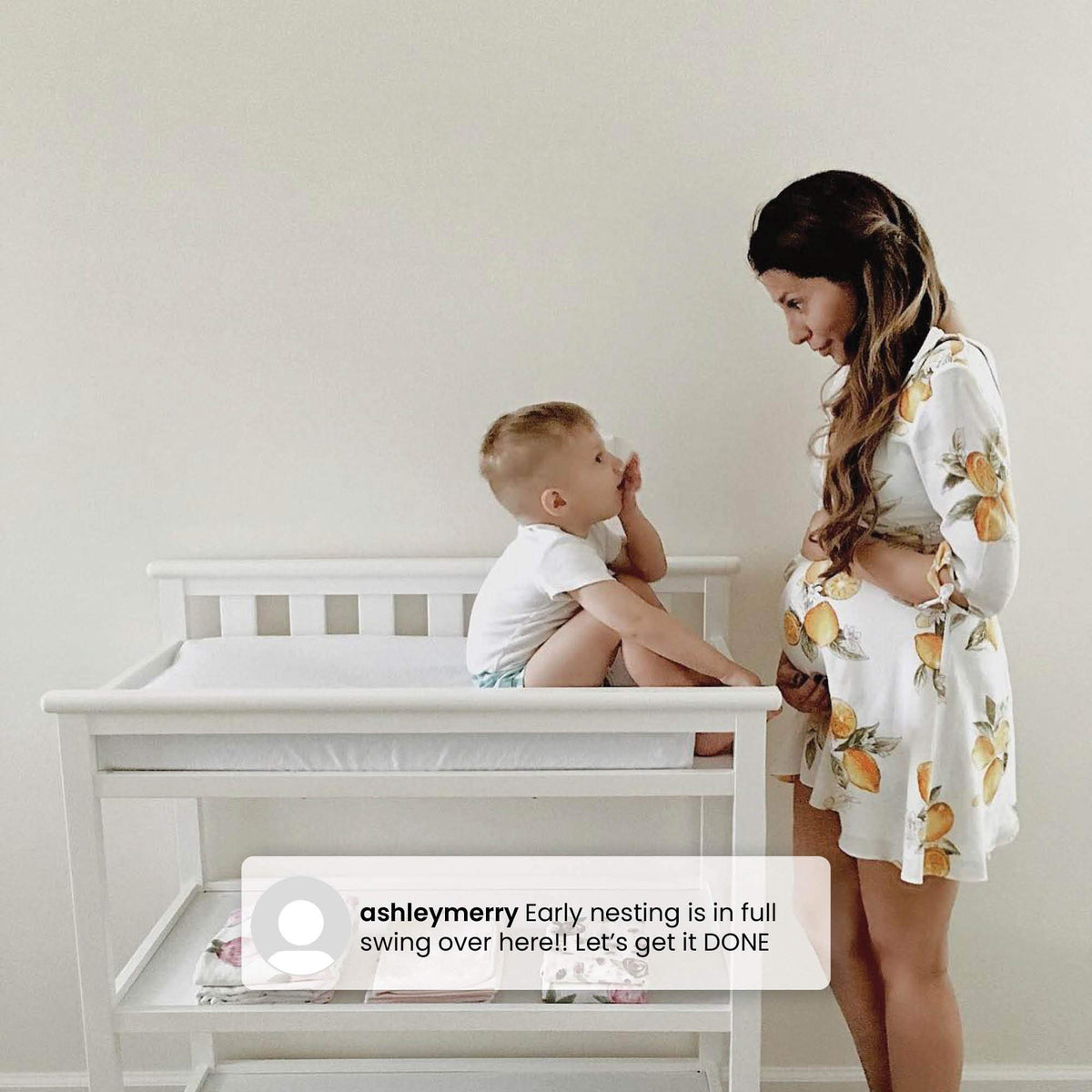 Flat Top Changing Table with Wheels and Changing Pad K610485